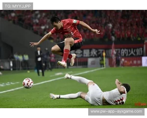 成都蓉城的角球设计再次造成巨大威胁