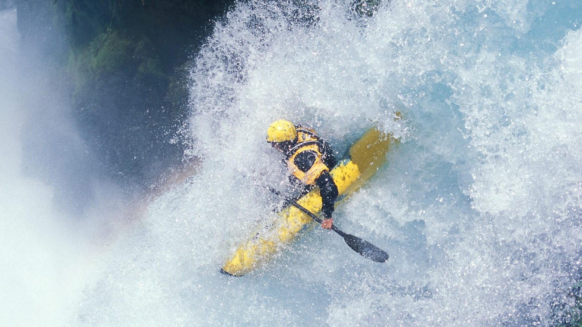 爱游戏体育-国足球员训练负荷与状态关系，足球运动员训练量
